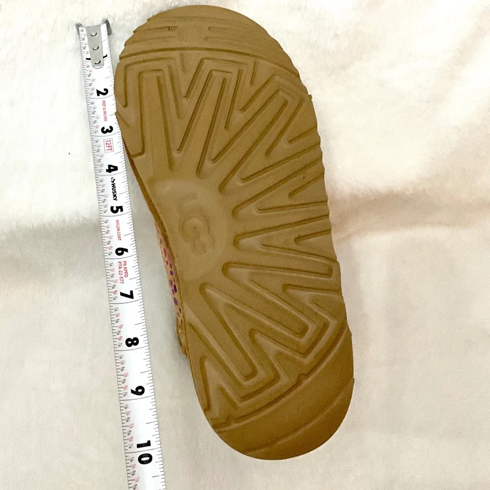 UGG Classic Spots Metallic Shimmery fur lined Snow Winter Boot Women’s Sz 6 - Picture 11 of 16